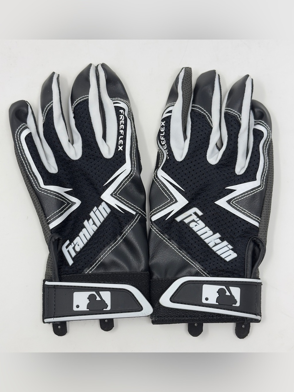 Franklin Youth M FreeFlex Black & White Batting Gloves